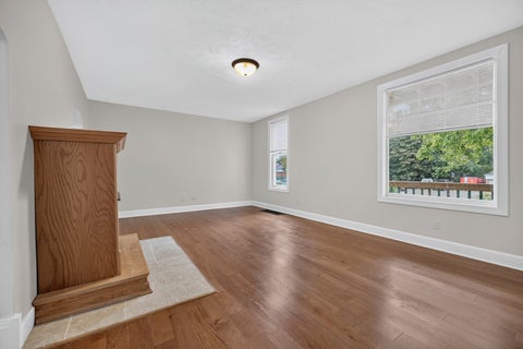Tiny photo for 605 S Lee Street, Bloomington, IL 61701 (MLS # 12630966)