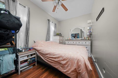 Tiny photo for 262 Bartlett Place, Elgin, IL 60120 (MLS # 12500352)
