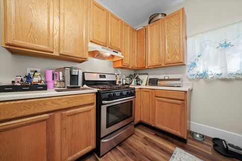 Tiny photo for 262 Bartlett Place, Elgin, IL 60120 (MLS # 12500352)