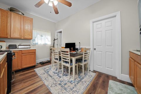 Tiny photo for 262 Bartlett Place, Elgin, IL 60120 (MLS # 12500352)