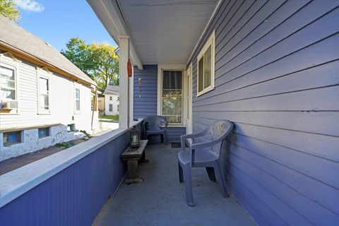 Tiny photo for 262 Bartlett Place, Elgin, IL 60120 (MLS # 12500352)