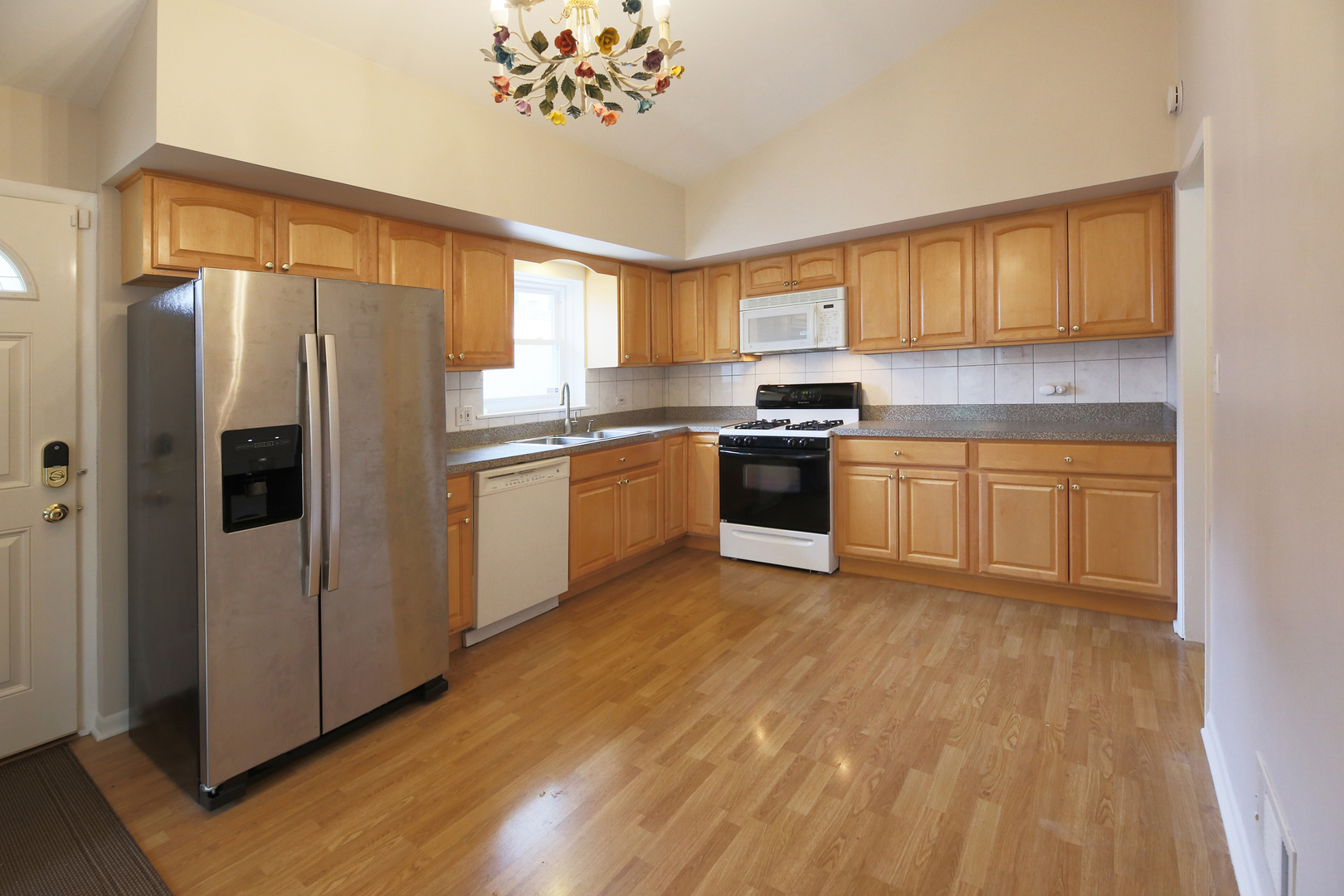 711 Leamington Avenue