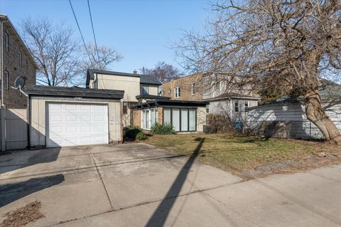 Tiny photo for 2839 Pearl Street, Franklin Park, IL 60131 (MLS # 12588442)