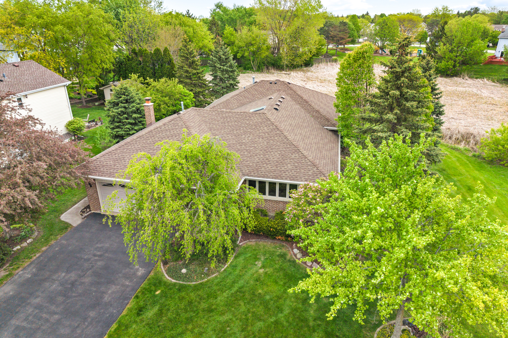 1281 TRACIE Drive