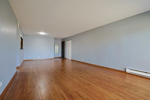 Tiny photo for 1111 Pleasant Run Drive #911, Wheeling, IL 60090 (MLS # 12517774)