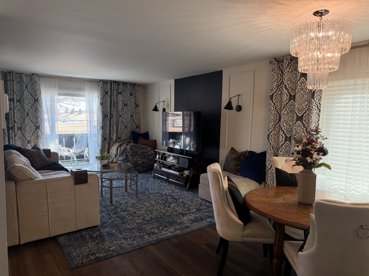 1001 Centurion Lane 1