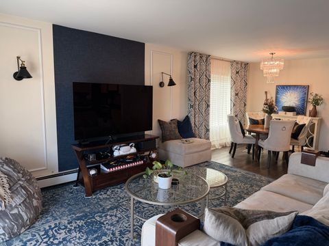 Tiny photo for 1001 Centurion Lane #1, Vernon Hills, IL 60061 (MLS # 12583587)