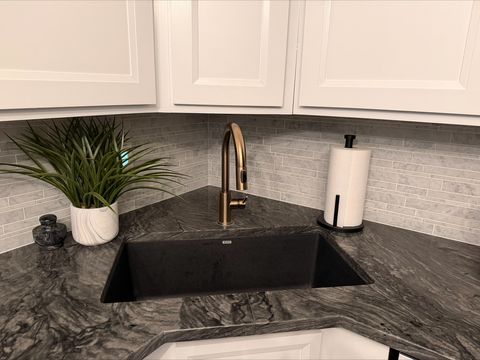 Tiny photo for 1001 Centurion Lane #1, Vernon Hills, IL 60061 (MLS # 12583587)