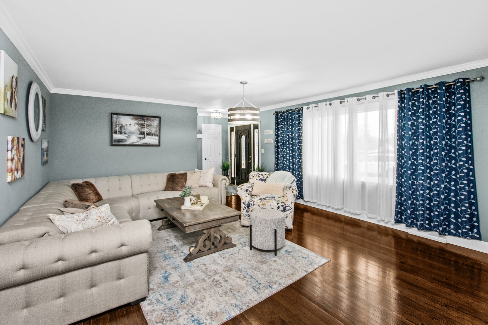 715 S Naperville Road