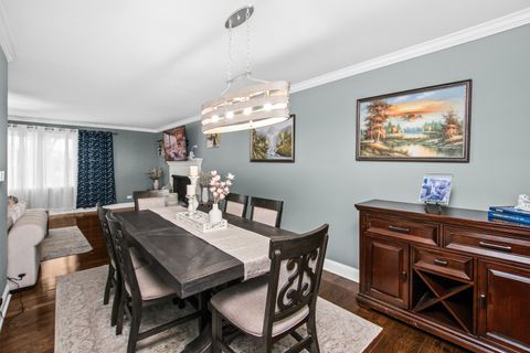 Tiny photo for 715 S Naperville Road, Wheaton, IL 60189 (MLS # 12524759)