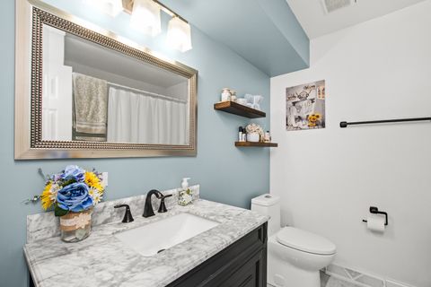 Tiny photo for 715 S Naperville Road, Wheaton, IL 60189 (MLS # 12524759)