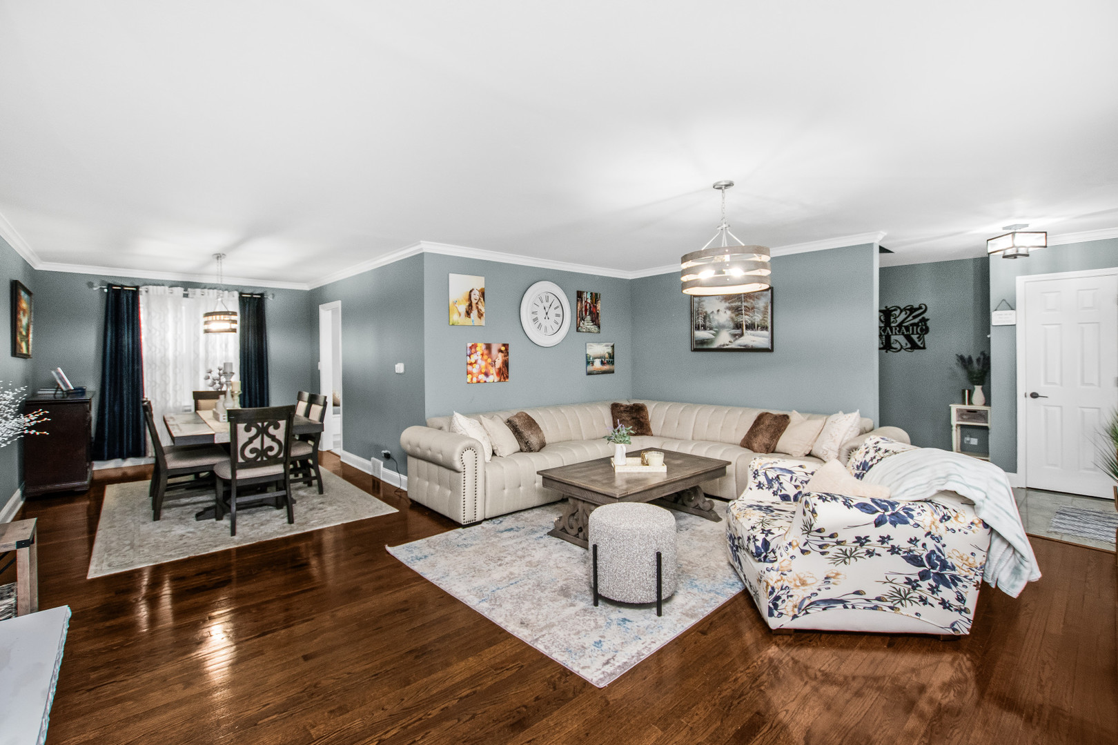 715 S Naperville Road