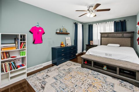 Tiny photo for 715 S Naperville Road, Wheaton, IL 60189 (MLS # 12524759)