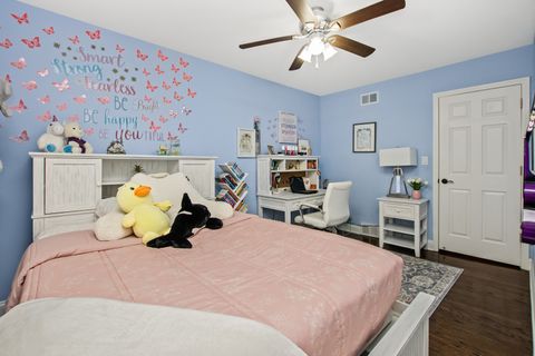 Tiny photo for 715 S Naperville Road, Wheaton, IL 60189 (MLS # 12524759)