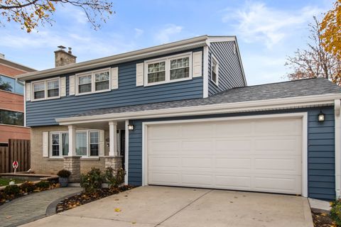Tiny photo for 715 S Naperville Road, Wheaton, IL 60189 (MLS # 12524759)