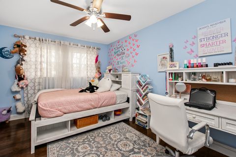 Tiny photo for 715 S Naperville Road, Wheaton, IL 60189 (MLS # 12524759)