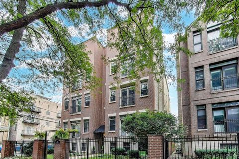 Photo of 1618 N Oakley Avenue #2S, Chicago, IL 60647 (MLS # 12464439)