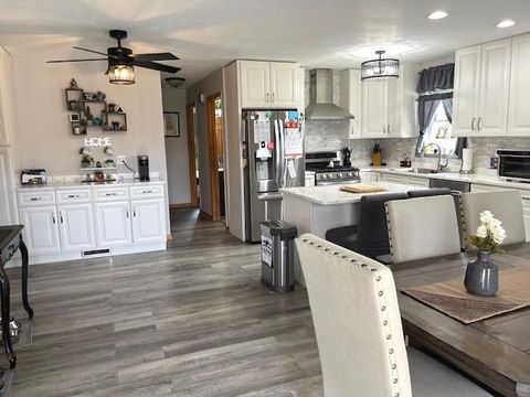 Tiny photo for 2409 Chestnut Lane, Morris, IL 60450 (MLS # 12606662)