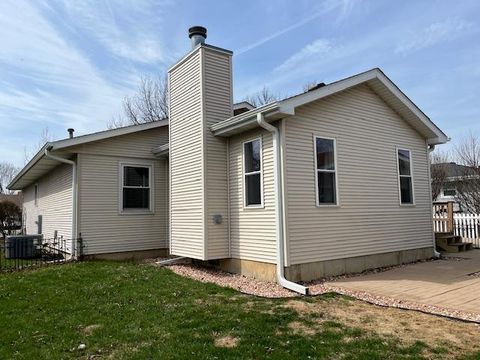 Tiny photo for 2409 Chestnut Lane, Morris, IL 60450 (MLS # 12606662)