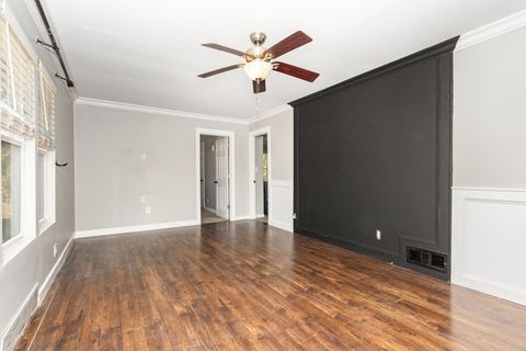 Tiny photo for 802 Woods Avenue, Joliet, IL 60436 (MLS # 12477146)