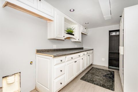 Tiny photo for 802 Woods Avenue, Joliet, IL 60436 (MLS # 12477146)