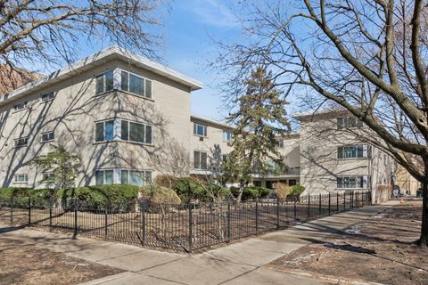 4201 N Paulina Street Chicago IL 60613