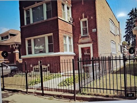 8751 S Loomis Street Chicago IL 60638