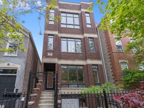Photo of 1455 W Fry Street #1, Chicago, IL 60642 (MLS # 12639445)