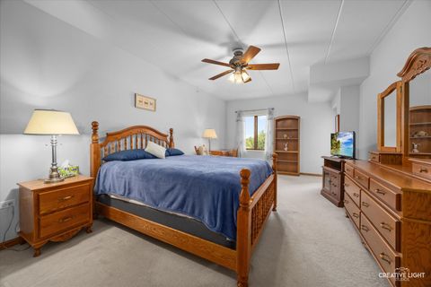 Tiny photo for 1500 S Ardmore Avenue #408, Villa Park, IL 60181 (MLS # 12466176)