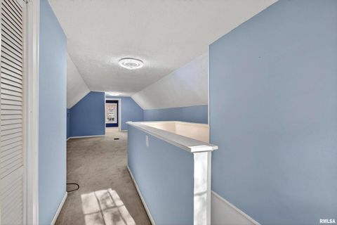 Tiny photo for 2811 E 18TH Street, Davenport, IA 52803 (MLS # QC4269272)