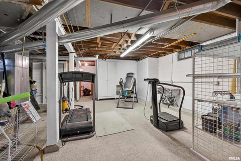 Tiny photo for 2811 E 18TH Street, Davenport, IA 52803 (MLS # QC4269272)