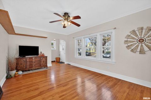 Tiny photo for 2811 E 18TH Street, Davenport, IA 52803 (MLS # QC4269272)