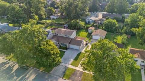 Tiny photo for 10624 Oak Park Avenue, Chicago Ridge, IL 60415 (MLS # 12743207)