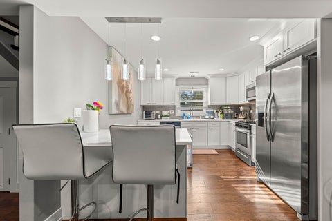 Tiny photo for 10624 Oak Park Avenue, Chicago Ridge, IL 60415 (MLS # 12743207)
