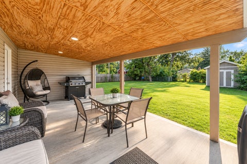 Tiny photo for 10624 Oak Park Avenue, Chicago Ridge, IL 60415 (MLS # 12743207)