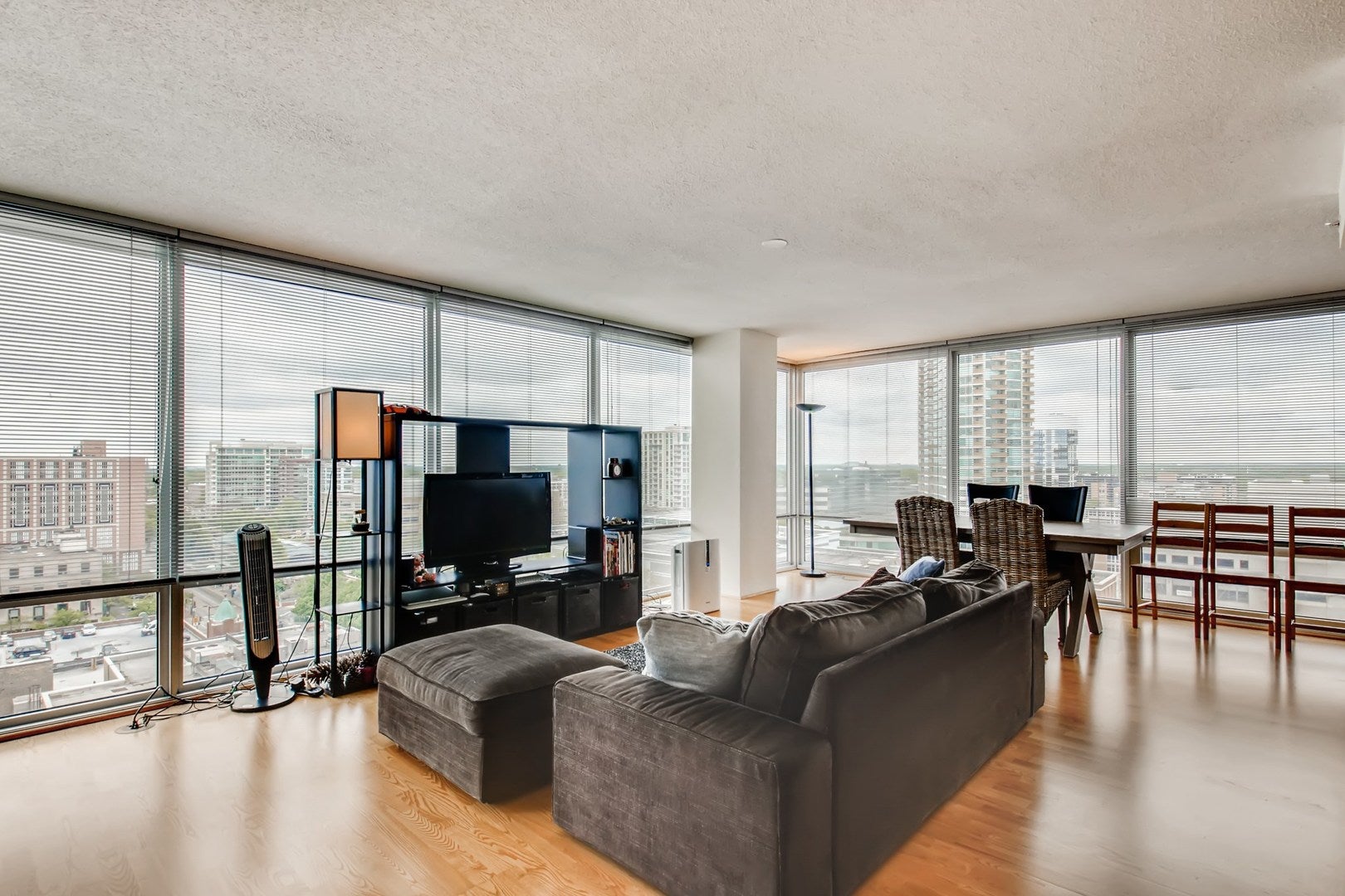 800 ELGIN Road 1421