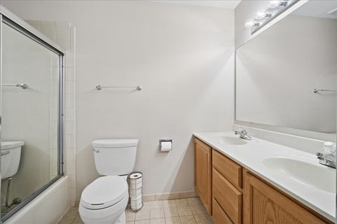 Tiny photo for 1124 Brandywyn Court, Buffalo Grove, IL 60089 (MLS # 12623058)