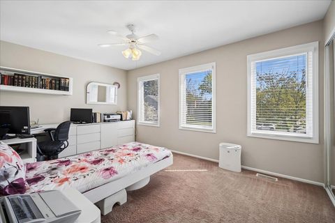 Tiny photo for 1124 Brandywyn Court, Buffalo Grove, IL 60089 (MLS # 12623058)