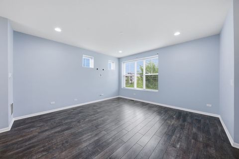 Tiny photo for 4158 Irving Road, Aurora, IL 60504 (MLS # 12633170)