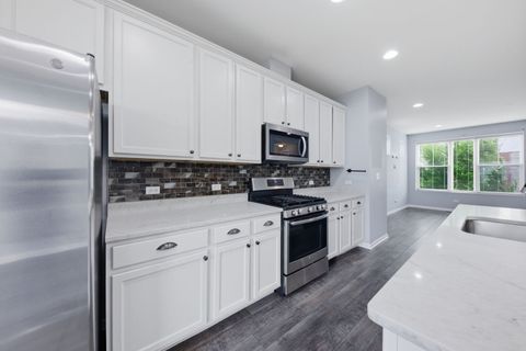 Tiny photo for 4158 Irving Road, Aurora, IL 60504 (MLS # 12633170)