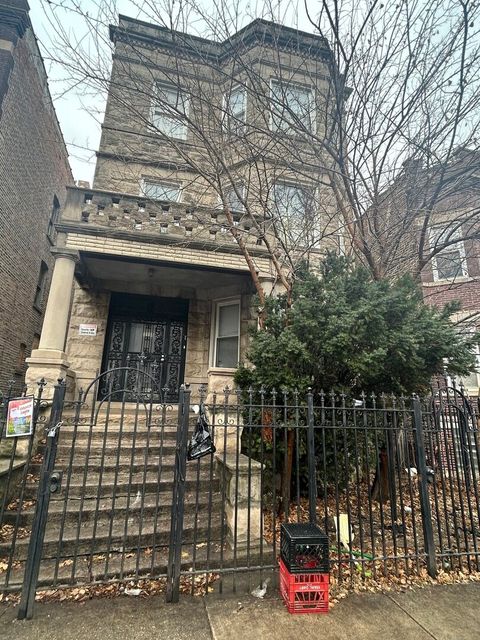 3944 W Gladys Avenue Chicago IL 60624