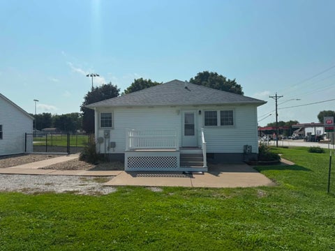 Tiny photo for 206 6th Avenue East AVE, Andalusia, IL 61232 (MLS # 12730399)