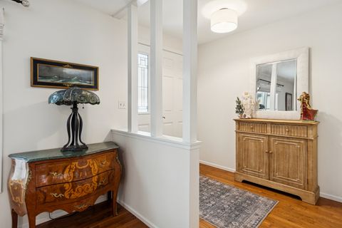 Tiny photo for 52 White Oak Circle, St. Charles, IL 60174 (MLS # 12529240)