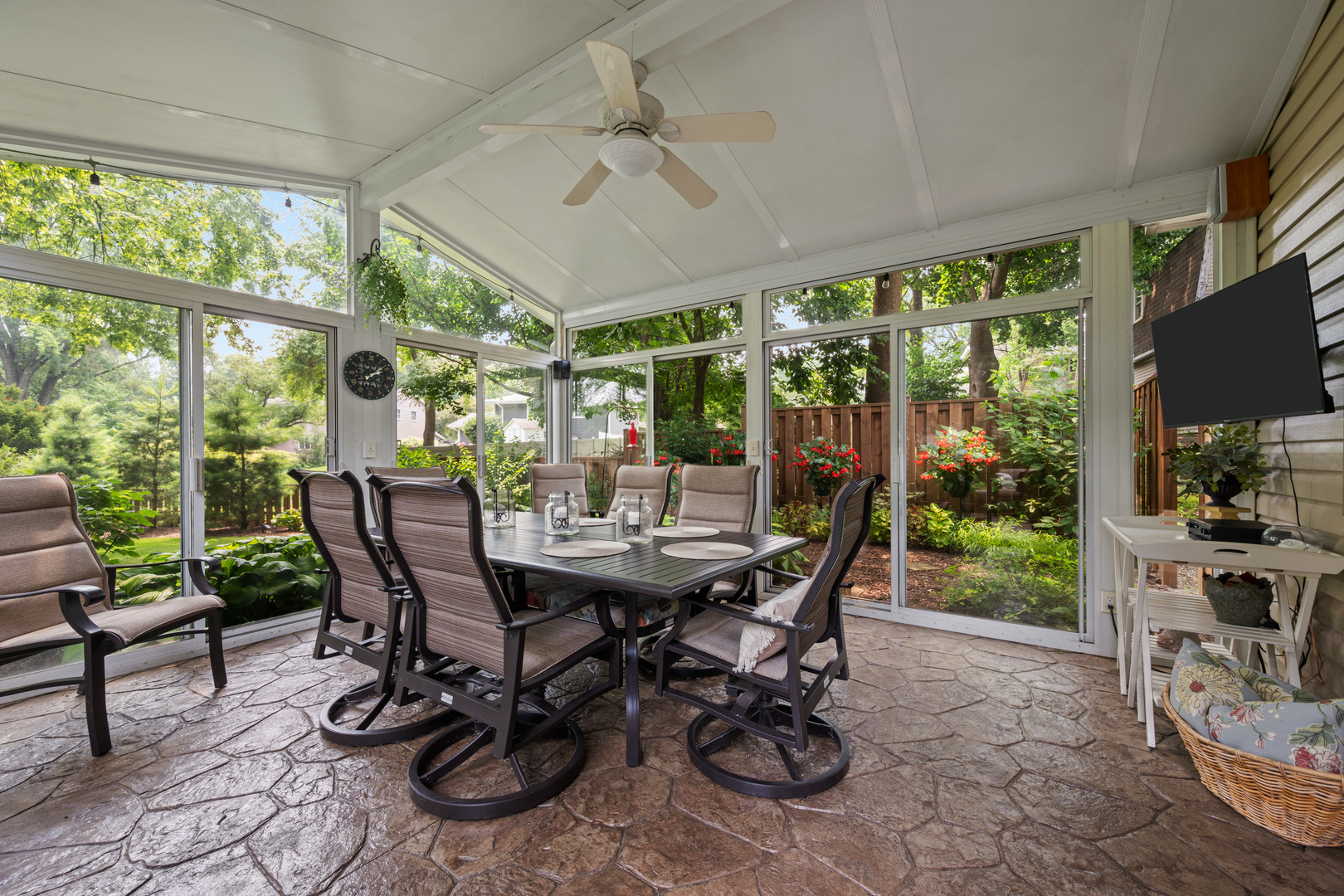 80 Bluebird Lane