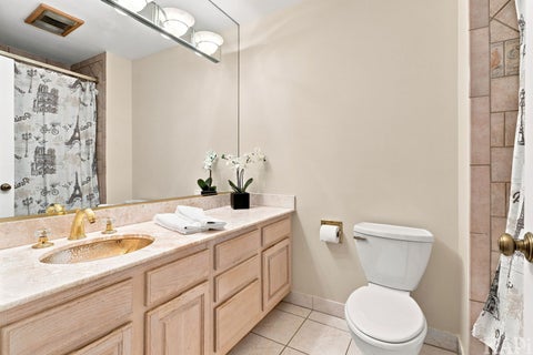 Tiny photo for 1082 Creekside Court #2B, Wheeling, IL 60090 (MLS # 12774907)