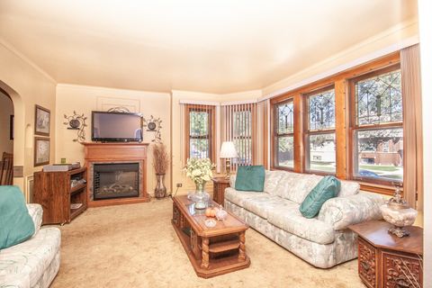 Tiny photo for 5923 W Eddy Street, Chicago, IL 60634 (MLS # 12490893)