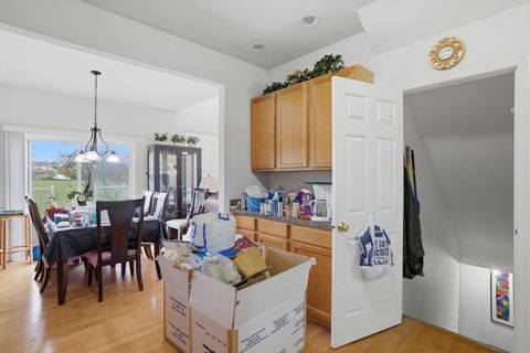 Tiny photo for 918 Oak Ridge Boulevard, Elgin, IL 60120 (MLS # 12633149)