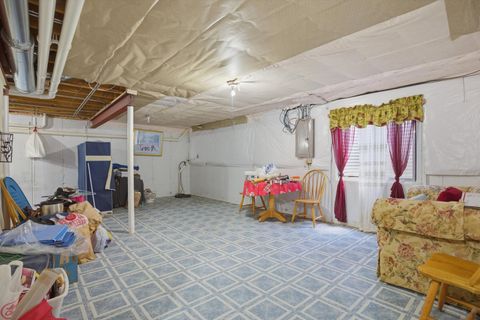 Tiny photo for 918 Oak Ridge Boulevard, Elgin, IL 60120 (MLS # 12633149)