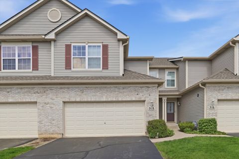 Tiny photo for 918 Oak Ridge Boulevard, Elgin, IL 60120 (MLS # 12633149)