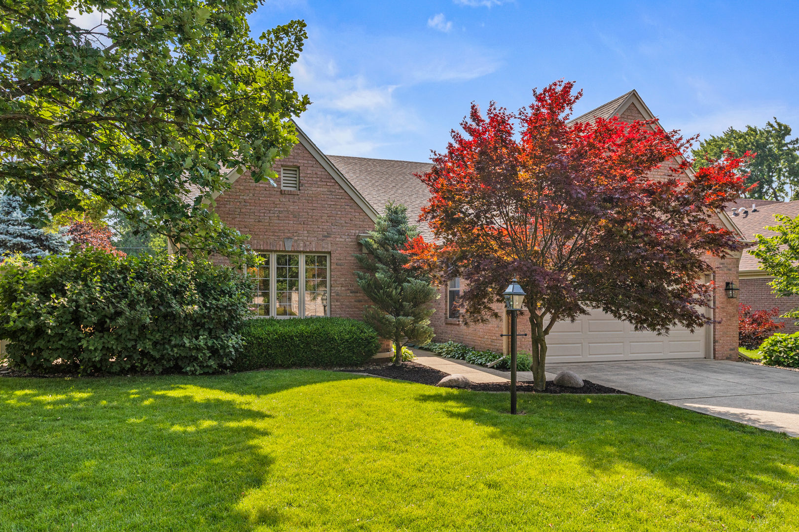 1714 Lakeside Drive